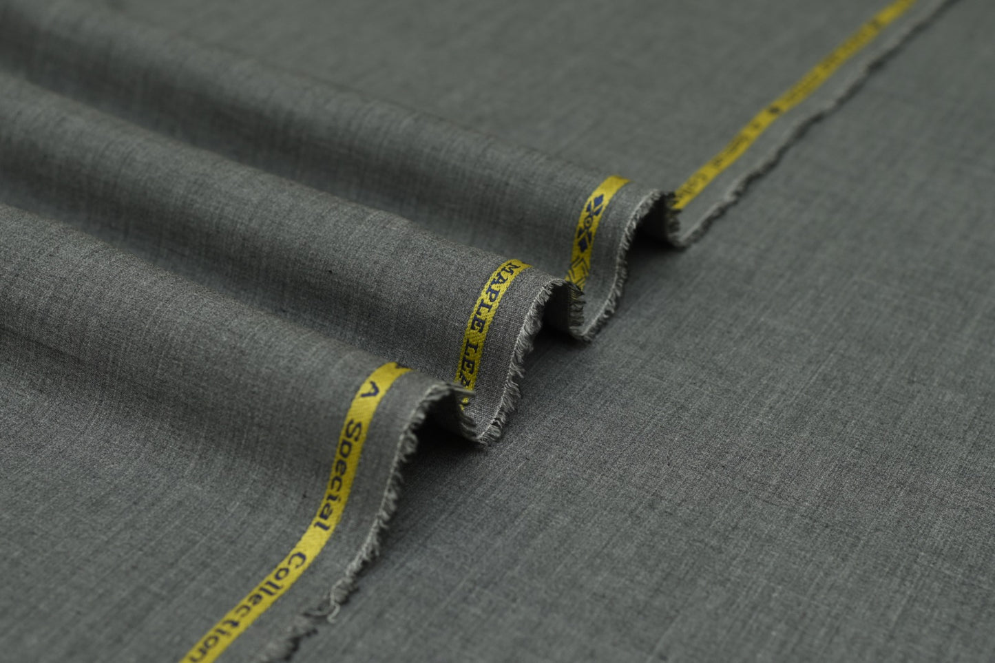 Maple Leaf | Steel Grey | Wash and Wear